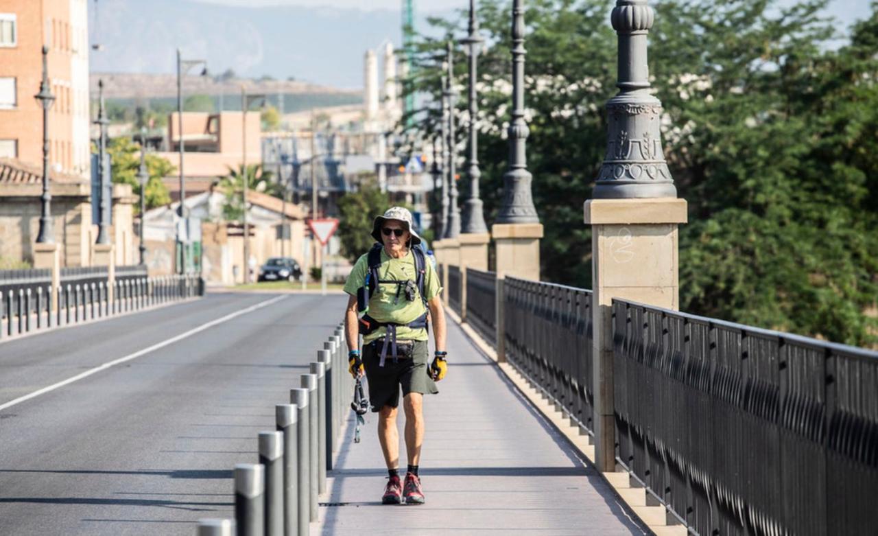 Jardines Del Ebro, 8 Pax, Ideal Grupos Logroño Buitenkant foto