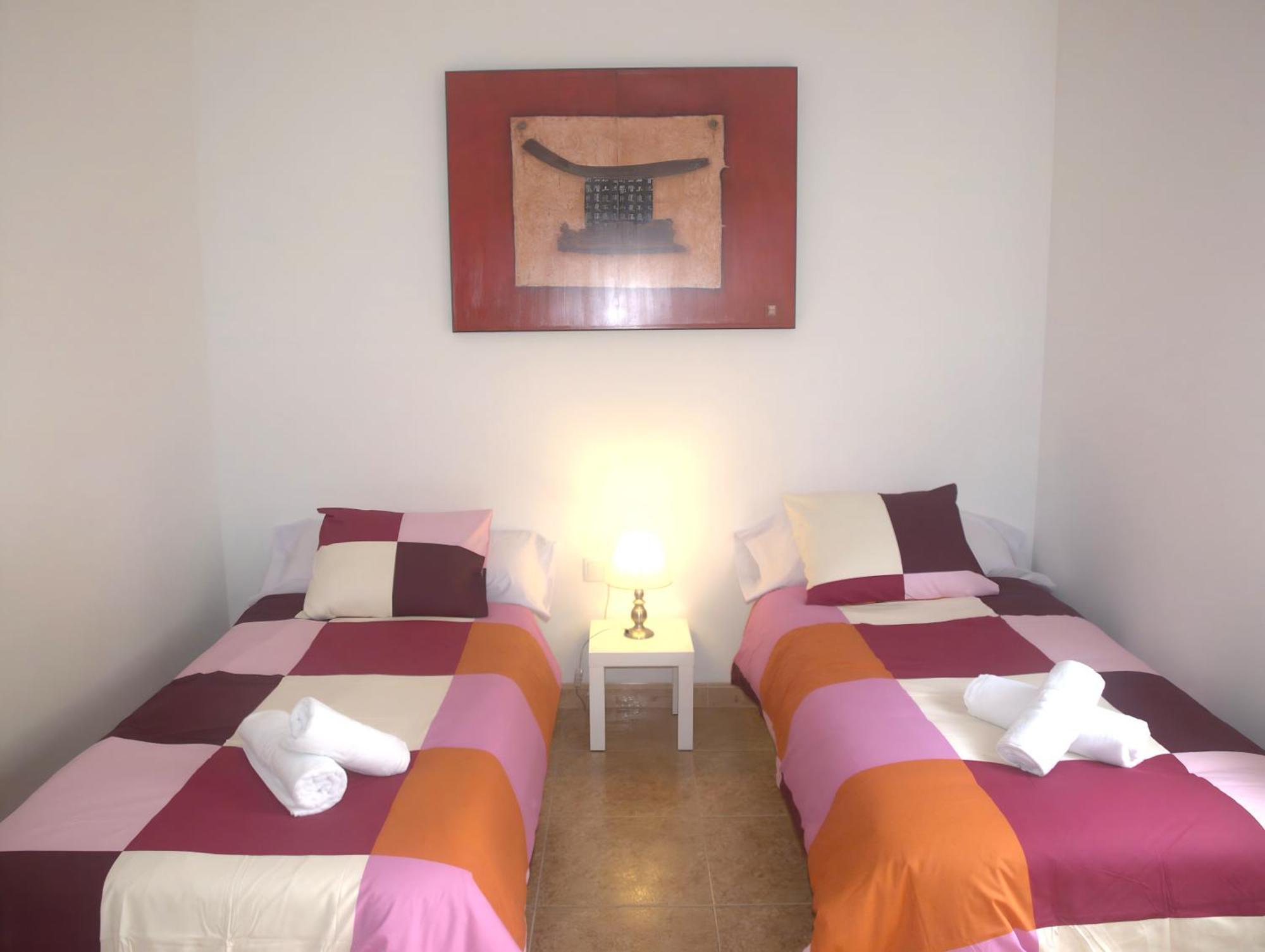 Jardines Del Ebro, 8 Pax, Ideal Grupos Logroño Buitenkant foto