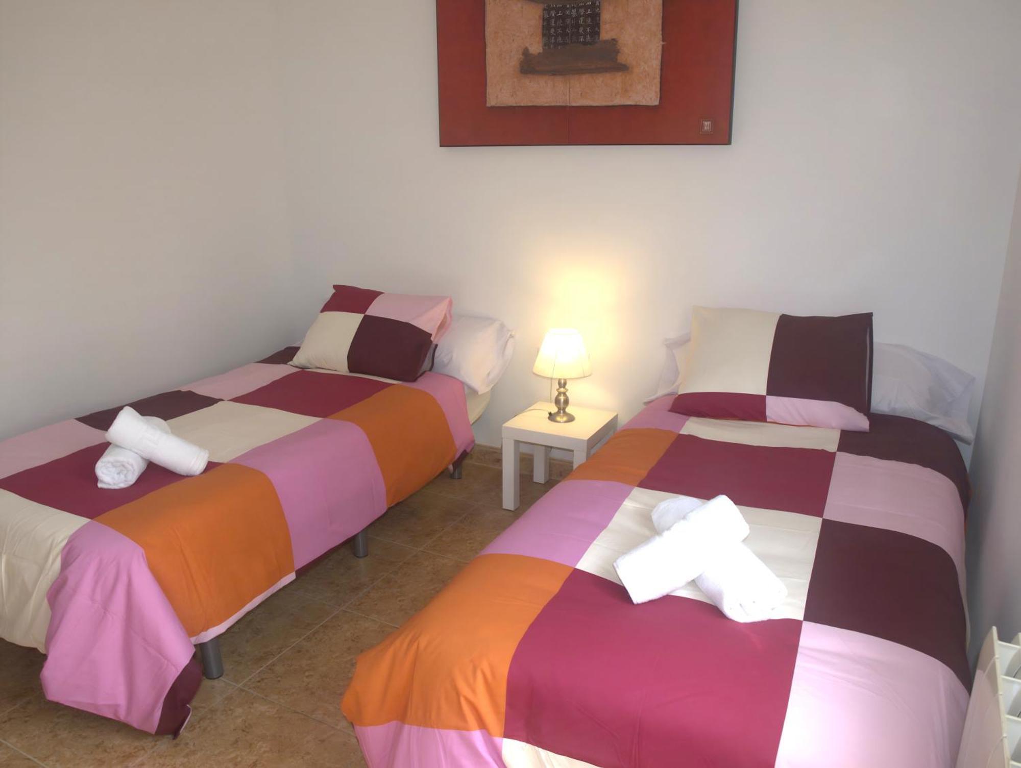 Jardines Del Ebro, 8 Pax, Ideal Grupos Logroño Buitenkant foto