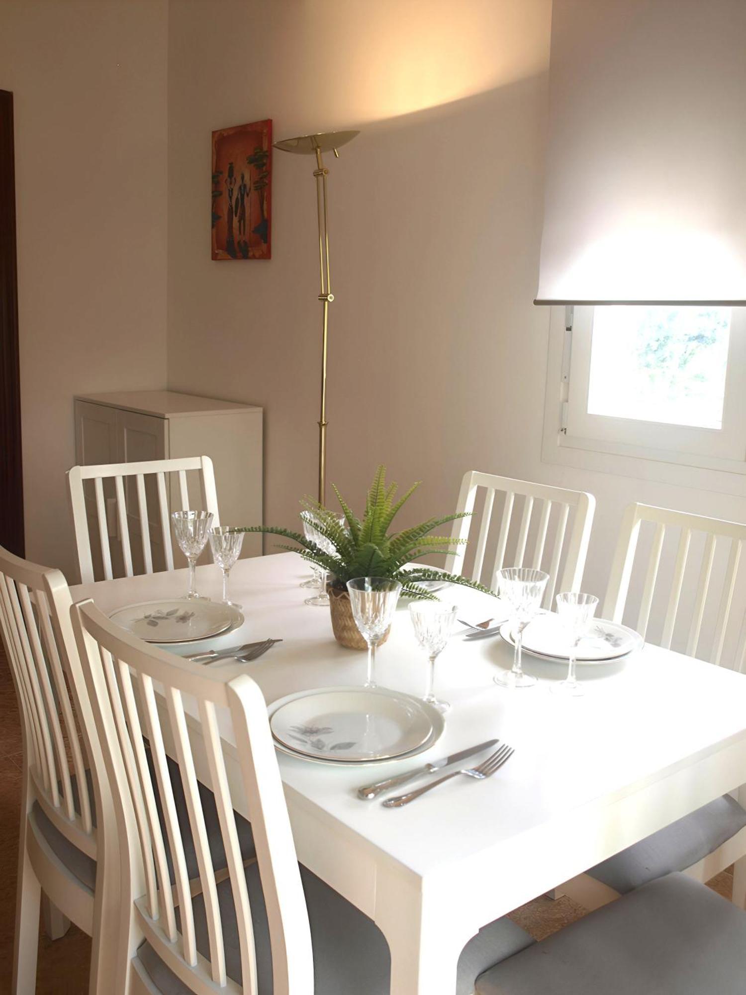 Jardines Del Ebro, 8 Pax, Ideal Grupos Logroño Buitenkant foto