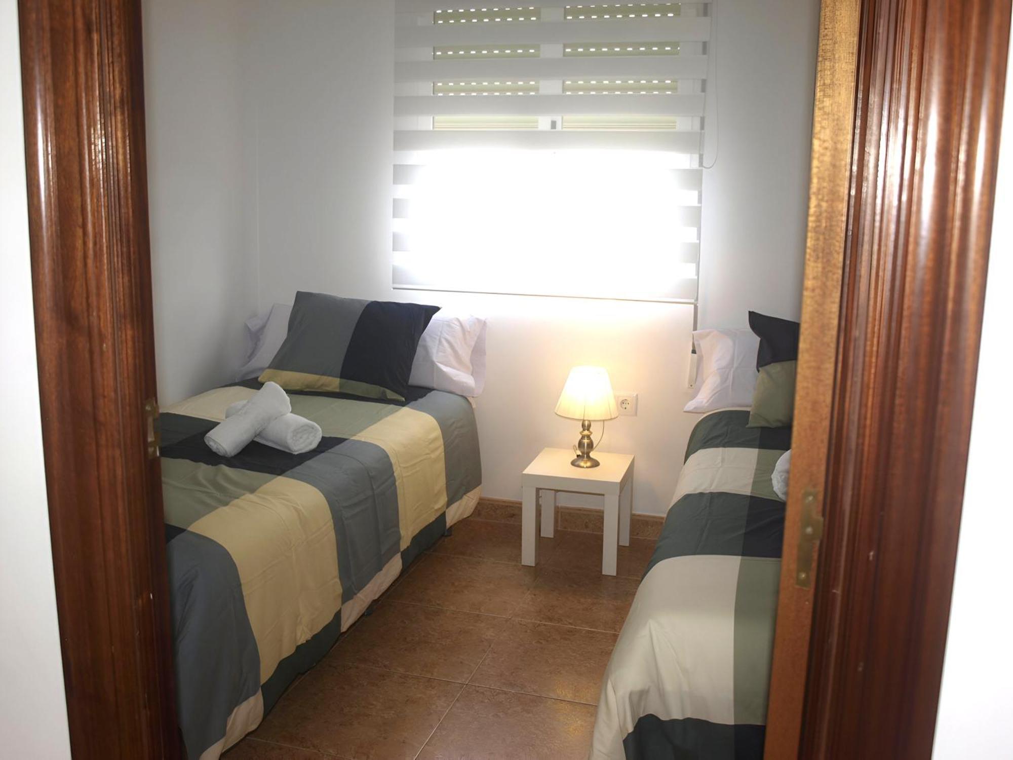 Jardines Del Ebro, 8 Pax, Ideal Grupos Logroño Buitenkant foto